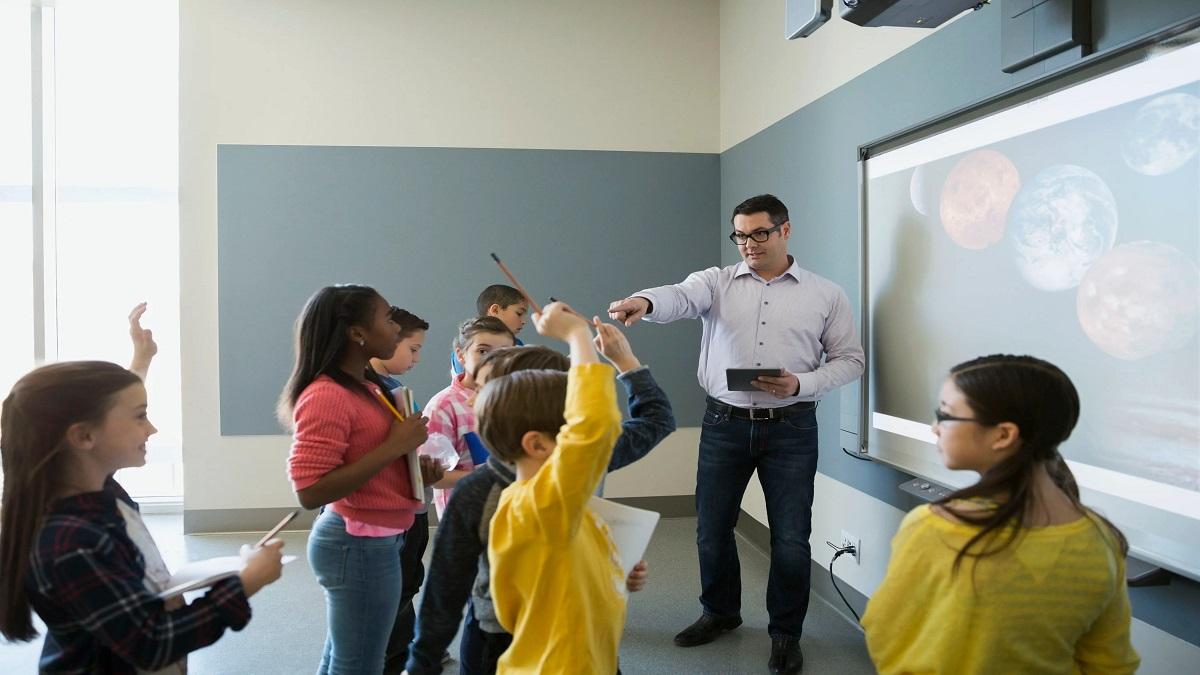 O and A level tutors classroom